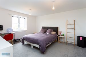 Bedroom- click for photo gallery